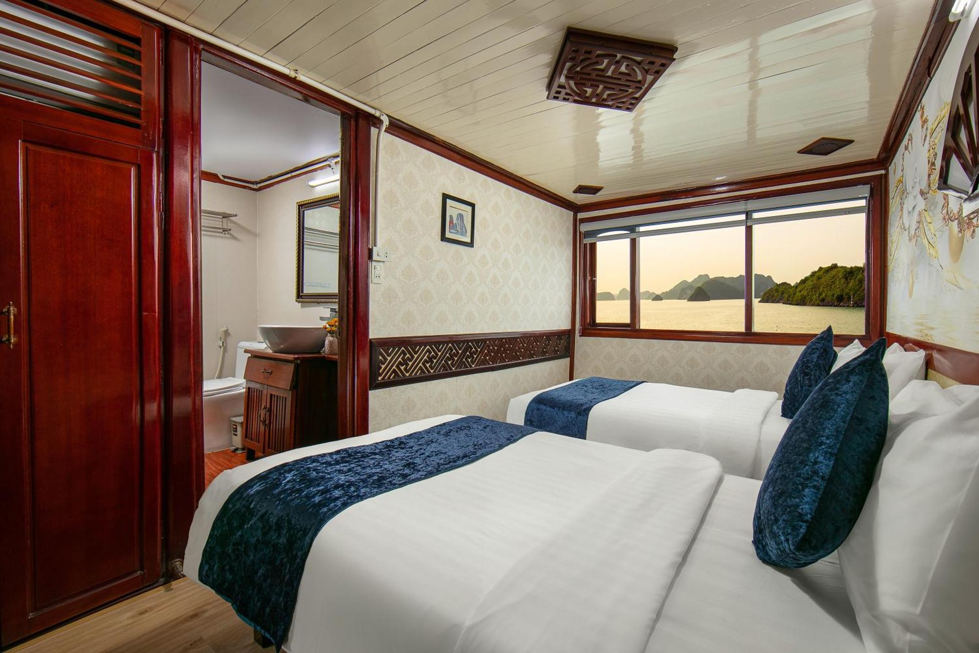 Hotel Fantasea Imperial Cruise Ha Long Exterior foto