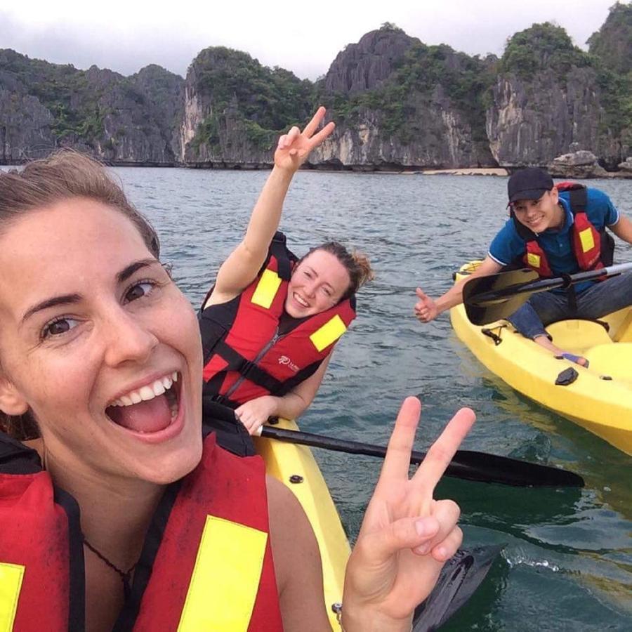 Hotel Fantasea Imperial Cruise Ha Long Exterior foto